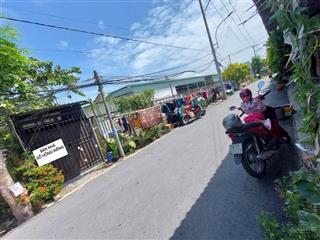 Nhà 42m2 mt đường nhựa lô 2, sổ hồng riêng