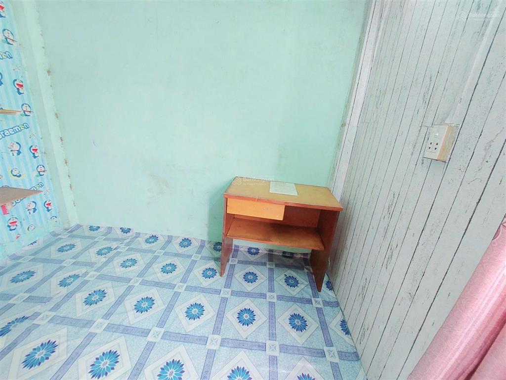 Nhà 42m2 mt đường nhựa lô 2, sổ hồng riêng