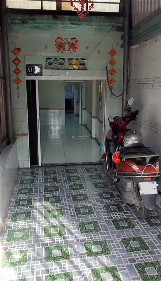 Nhà 42m2 mt đường nhựa lô 2, sổ hồng riêng