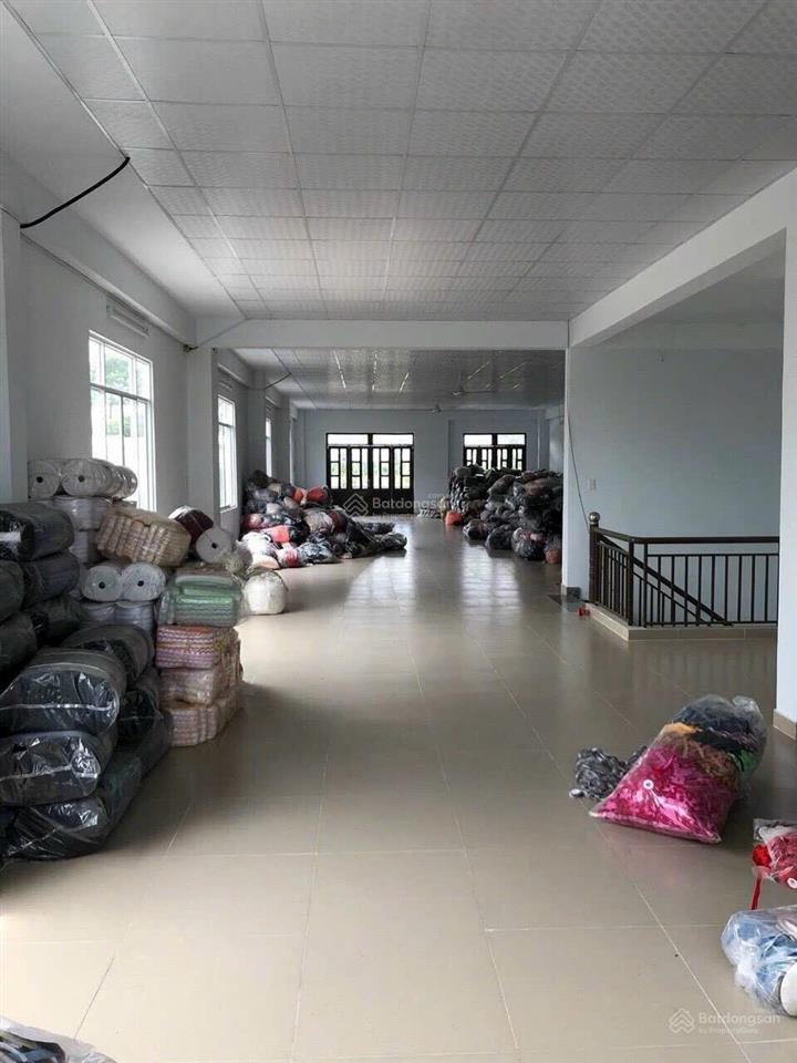 Xưởng 1 trệt 1 lầu 500m2 mặt tiền đường vườn thơm