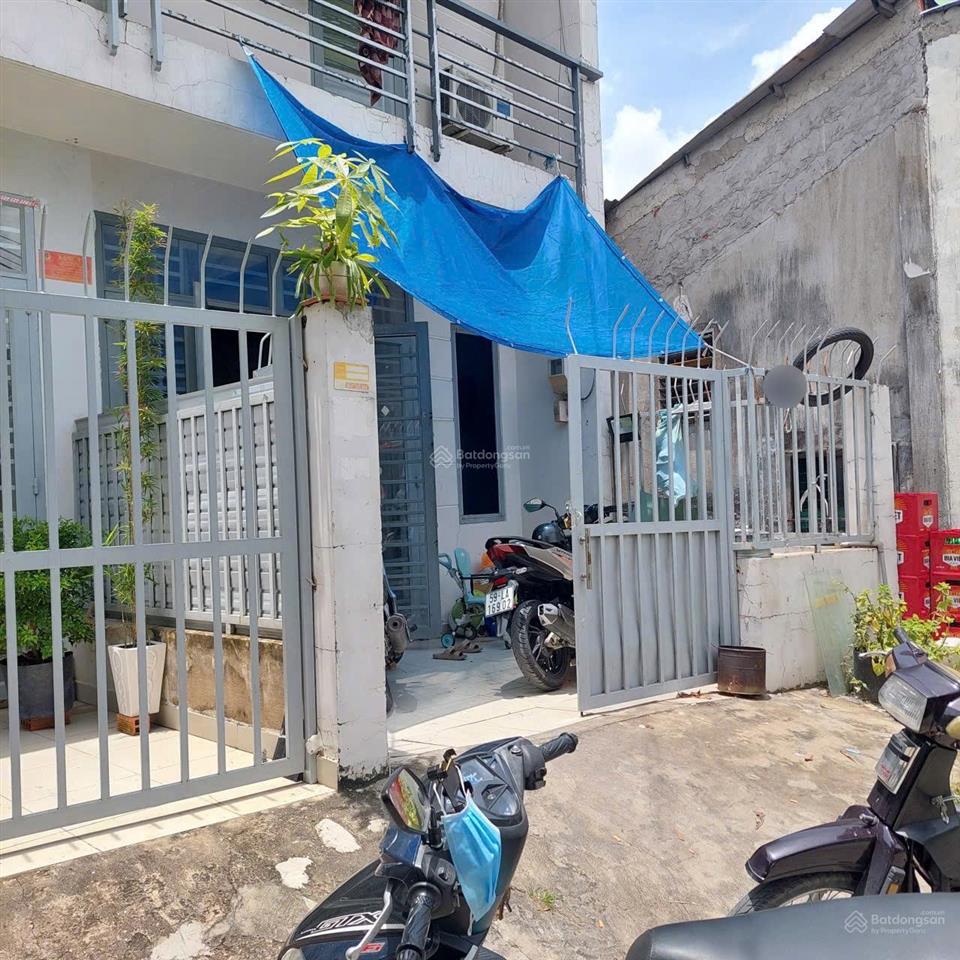 Cặp nhà đôi 118m2 (8x15m) đường xe hơi, hẻm huỳnh bá chánh
