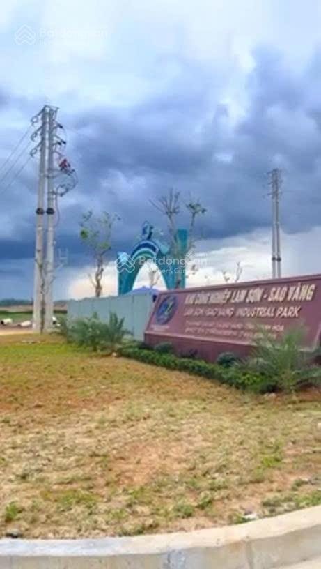 Cần bán lô đất dt 100m đã có sổ gần khu công nghiệp cách lam sơn sao vàng 537 hecta 3 km