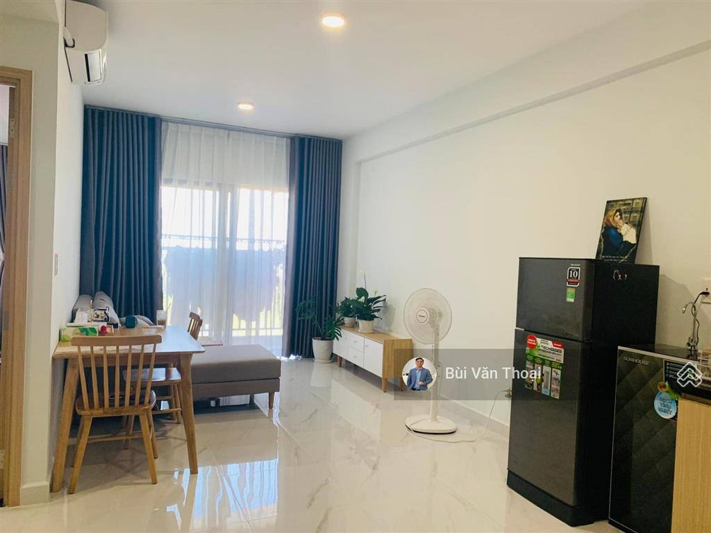 Bán nhanh căn 1pn  52m2  sổ hồng  giá 2.68 tỷ  nội thất cơ bản