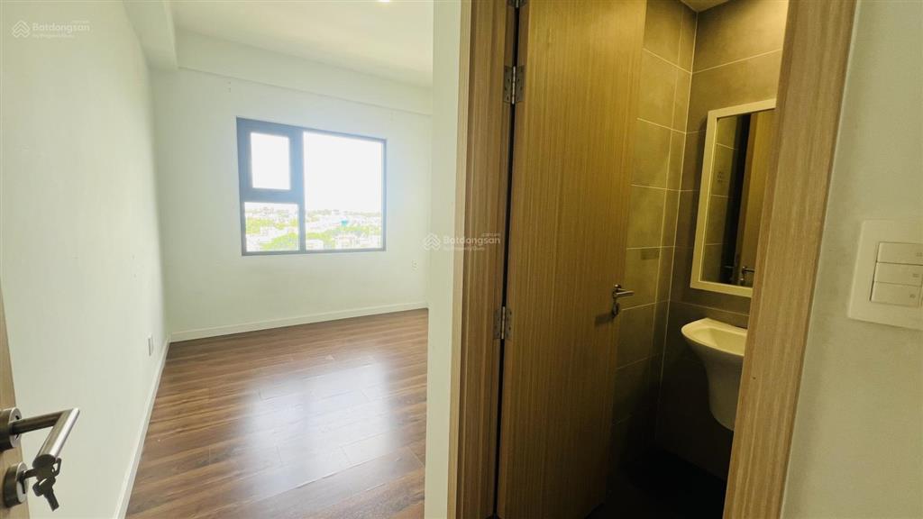 Bán nhanh căn hộ 65m2  2pn 2wc  sổ hồng riêng
