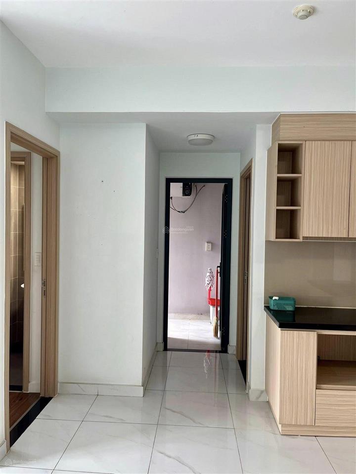 Bán căn hộ lovera vista, 3,2 tỷ, 65m2, 2pn + 2wc, giá tốt