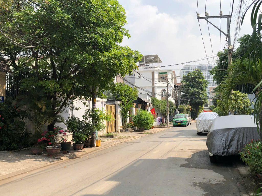 Bán Lô Đất  Sau Lưng Gigamaii Phạm Văn Đồng - Hiệp Bình Chánh. DT 264m2 (11x18m) SHR