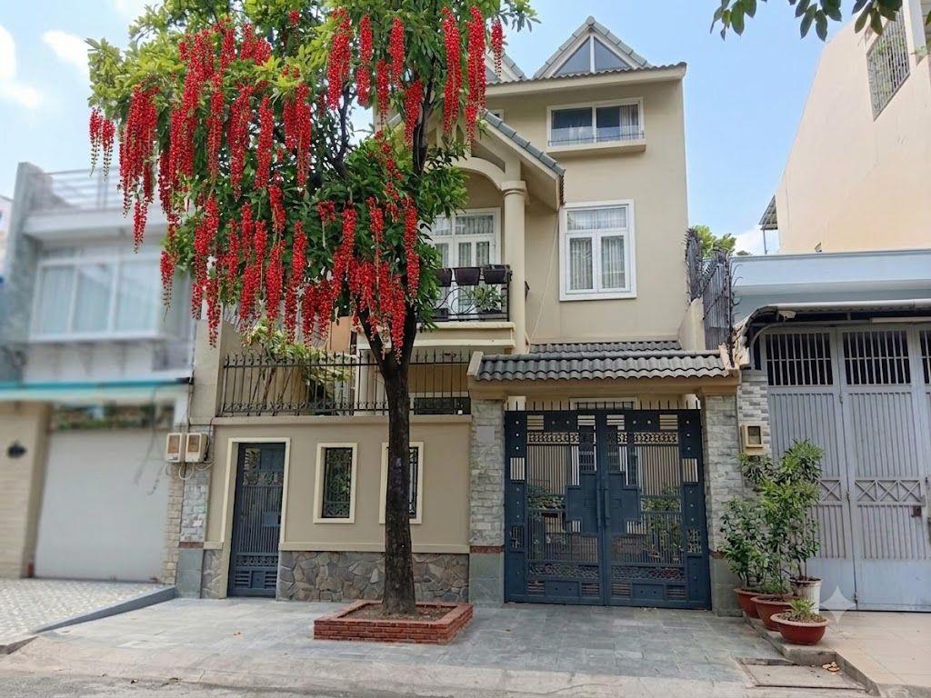Bán Biệt thự đường số 5 Tên Lửa- Bình Tân 8x21m, 3 tấm, giá 21 tỷ