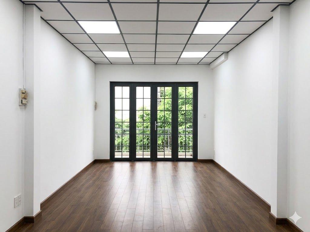 Bán Nhà 2 Tầng Hẻm 4m Đường Nguyễn Biểu- Quận 5. DT 36m ( 3.3 x 11) Giá: 6,2 Tỷ