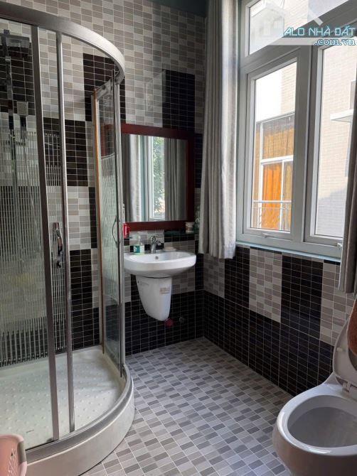 Hiếm Có! Giảm Sâu 21 Tỷ Bán Biệt Thự Mặt Tiền Đường Số 5 Khu Tên Lửa (8x21m)