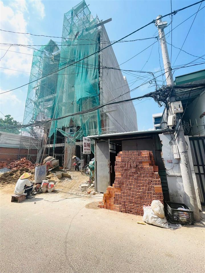 Hot deal ngon nhất quận 2, 160m2 đất xây chdv ngay vòng xoay trần não, đường xe hơi tránh nhau