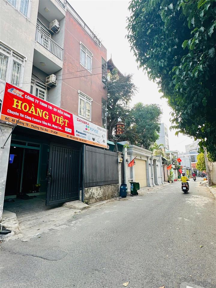 8,9 tỷ sở hữu ngay nhà 2 tầng mặt tiền kinh doanh ngay trung tâm tp. thủ đức, bề ngang đẹp 5,7m