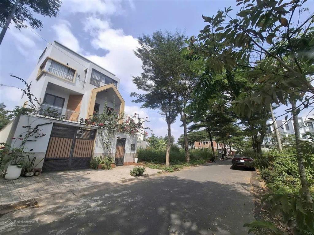Hàng đầu tư. lô đất ngang 6m sổ cá nhân ngay liên phường.giá siêu rẻ chỉ 5xtr/m2 không còn lô thứ 2