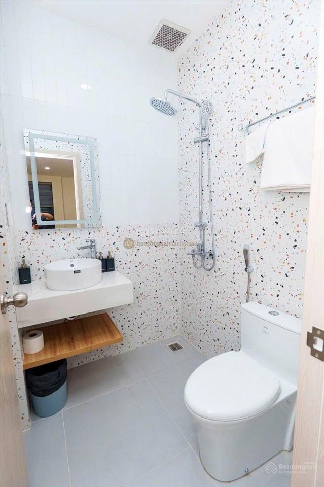 Hàng hiếm chdv mới đẹp sát vách global city thu nhập nét 80tr/th có thang máy. giá đầu tư 16.9 tỷ