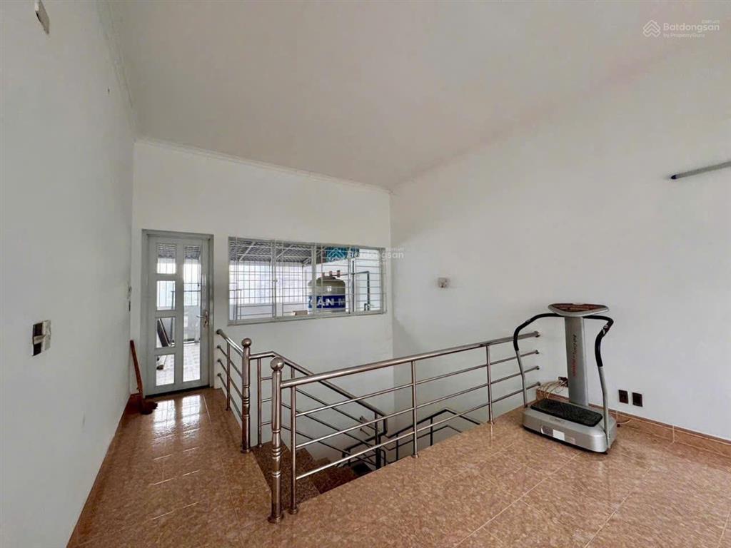 Chính chủ cần bán nhà 4 tầng mới đẹp ngay liên phường, sẵn hđ thuê giá chỉ 11,8 tỷ. sổ cá nhân