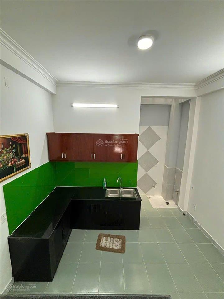 Chính chủ bán nhà 2 tầng mặt tiền đường 147 trung tâm tp. thủ đức. nhà mới đẹp 64m2 có sân đậu ô tô