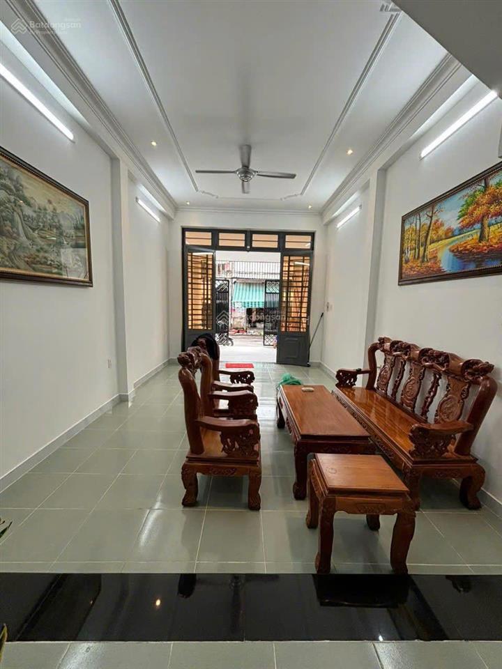 Nhà đẹp 2 tầng mặt tiền đường 147 trung tâm tp. thủ đức. nhà mới đẹp có sân đậu ô tô giá nhỉnh 7 tỷ