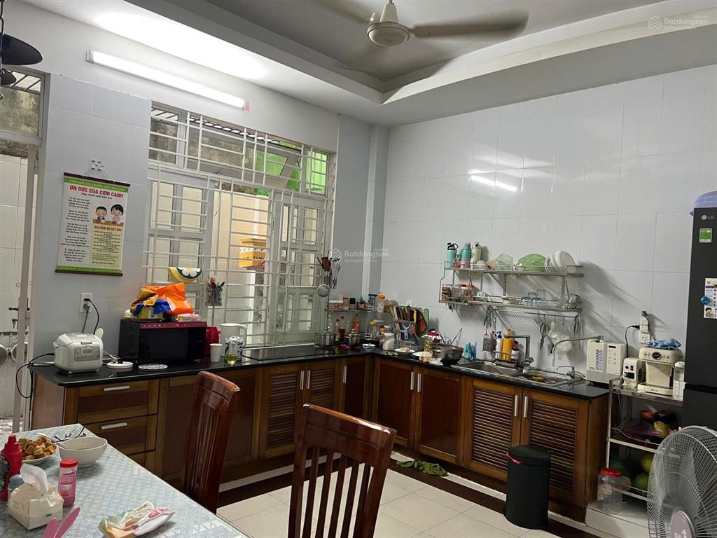 Nhà đẹp 3 tầng kiên cố đường 109, ra đỗ xuân hợp chỉ 500m, sàn sử dụng 260m2 cần bán gấp 12,5 tỷ tl