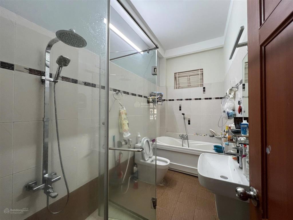 Nhà đẹp 3 tầng kiên cố đường 109, ra đỗ xuân hợp chỉ 500m, sàn sử dụng 260m2 cần bán gấp 12,5 tỷ tl