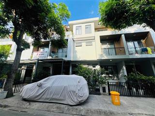 Nhà đẹp 3 tầng giá rẻ liền kề global city, sẵn hđ thuê 15tr/th vừa ở kết hợp.  e có giá tốt