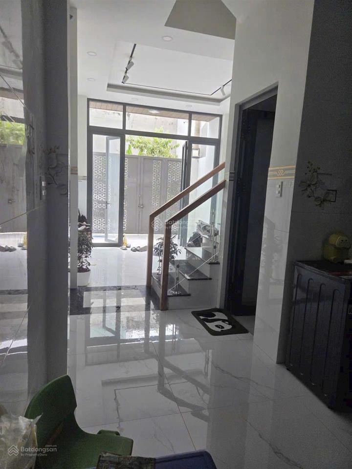 Nhà 3 tầng mới đẹp chỉ 6,5 tỷ ngay đường bưng ông thoàn, liền kề villa park, đường ô tô sạch đẹp