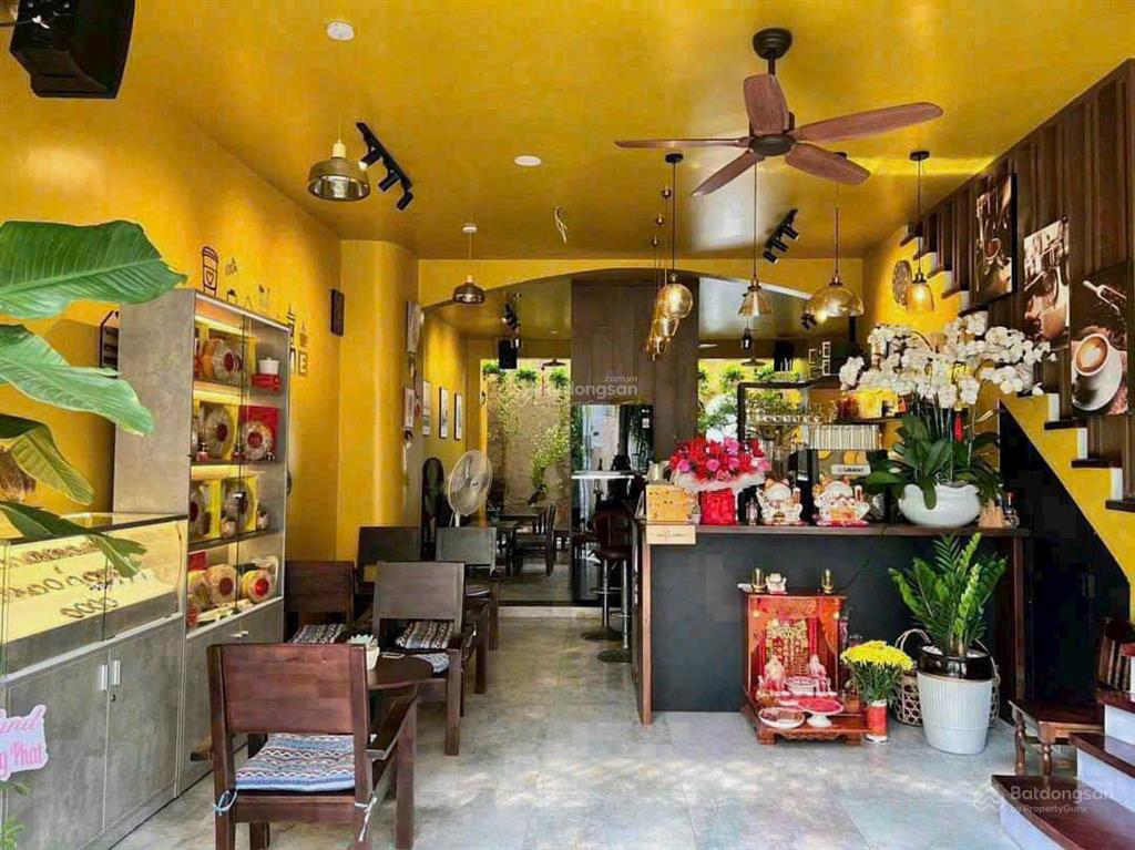 Hàng siêu hiếm. nhà 3tầng ngay vincom võ văn ngân, 81m2 ngang 5.5m oto vào tận nhà giá rẻ 7,6 tỷ tl