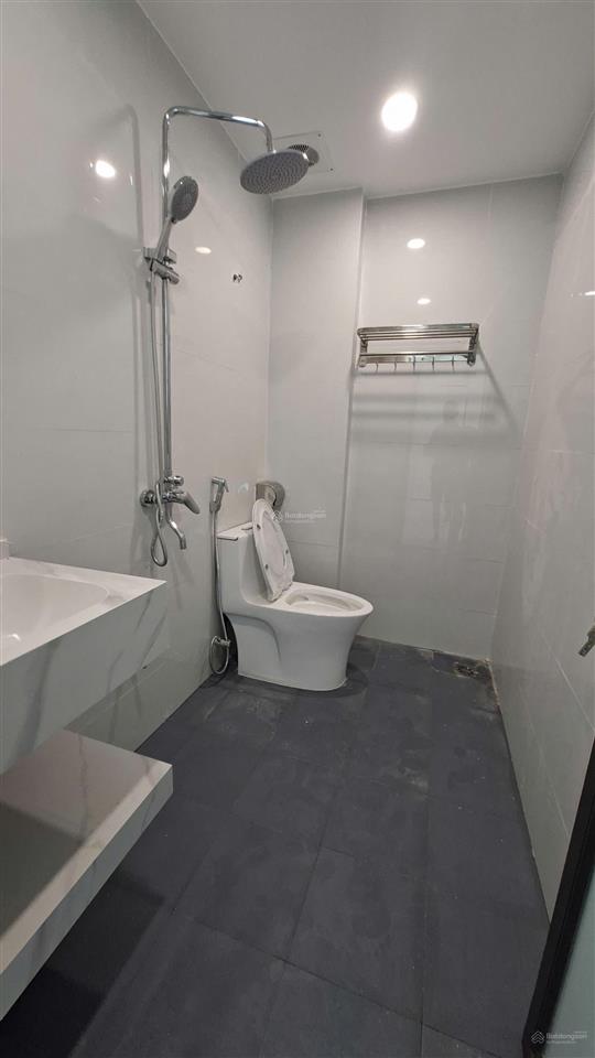 01 căn nhà 40m2, 4 tầng siêu hot trung tâm phường, chỉ hơn 4 tỷ