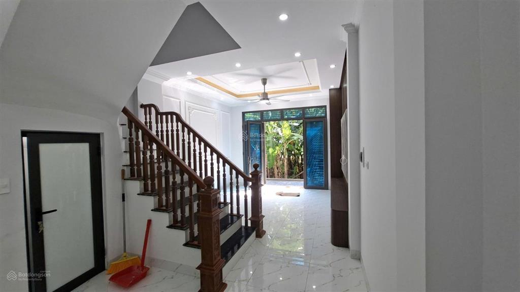 01 căn nhà 40m2, 4 tầng siêu hot trung tâm phường, chỉ hơn 4 tỷ