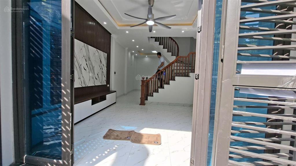 01 căn nhà 53m2, 4 tầng siêu hot trung tâm phường, chỉ hơn 4 tỷ