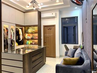 Bán nhà hẻm 4m ngay nguyễn đình chiểu, q3 dtcn40m2, 2 tầng, giá 6.9 tỷ