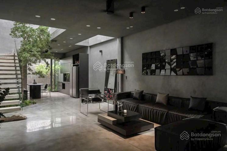 Bán nhà hẻm vip hxh 8m ngay 284 lý thường kiệt, q10 dt 5x20m, trệt, 5 lầu, giá 24 tỷ