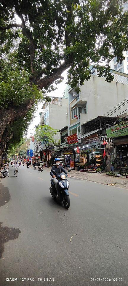 Bán nhà mặt phố Yên Phụ- Tây Hồ. Sổ 86m2- 6 tầng thông sàn + 2 hầm- Mt 5.8m chuẩn Kinh Doanh