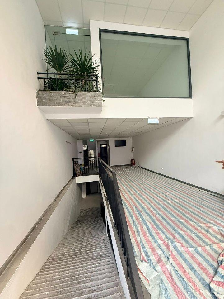 Bán nhà mặt phố Yên Phụ- Tây Hồ. Sổ 86m2- 6 tầng thông sàn + 2 hầm- Mt 5.8m chuẩn Kinh Doanh