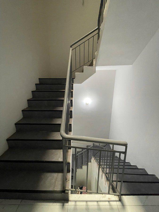 Bán nhà mặt phố Trung Hoà, Yên Hoà. 96m*5t, Mt 5m trung tâm kinh tế, kinh doanh sầm uất, vỉa hè rộng