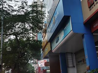 Lê đức thọ. lô góc độc bản. cực kì hiếm 150m2 x10t. dòng tiền 300 triệu /tháng. giá 135 tỷ tl
