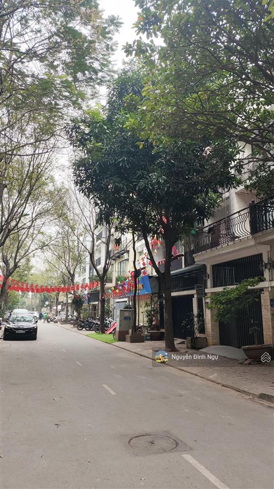 Liền kề báo nhân dân xuân phương. 61m2 x 4t. vỉa hè 3m. đường 15m. giá 18.5 tỷ. đầu tư là thắng