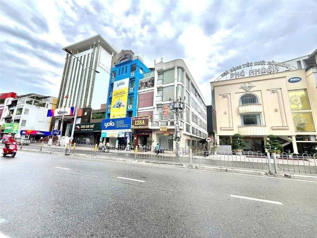 Bán góc 2mt 128 phan đăng lưu  phố ngân hàng  5.7mx27m 5 tầng giá chỉ 63 tỷ