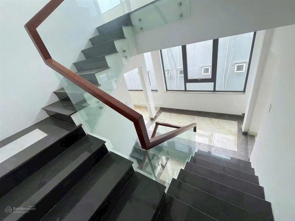 Bán góc 2mt 128 phan đăng lưu  phố ngân hàng  5.7mx27m 5 tầng giá chỉ 63 tỷ