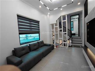 Bán nhà 5 tầng gần trường th văn yên, sát vườn hoa hà đông. nhà đẹp ở ngay!