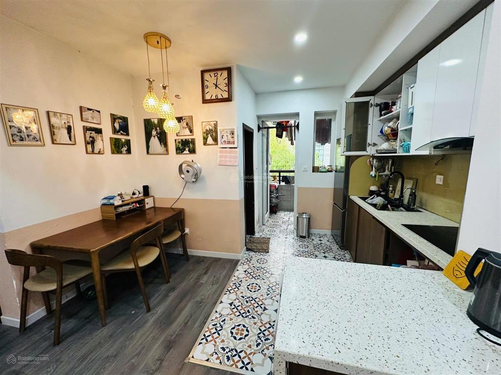 Bán căn hộ ct1 văn quán  72m  2pn  nhà đẹp ở ngay. 0983 451 ***