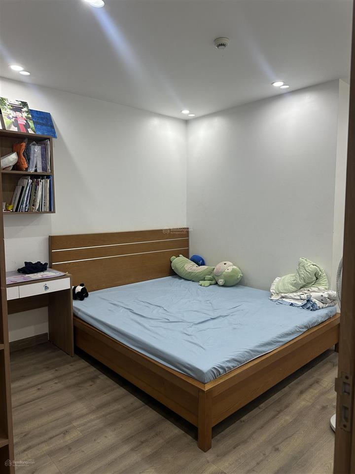 Bán căn góc tháp b đẹp tòa  view hồ ngắm pháo hoa  new skyline văn quán. 0983 451 ***