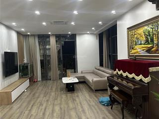 Bán căn góc tháp b đẹp tòa  view hồ ngắm pháo hoa  new skyline văn quán. 0983 451 ***