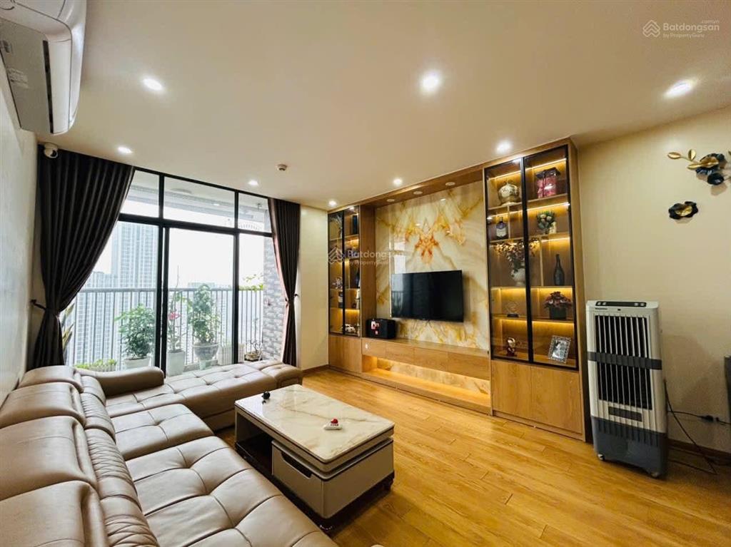 Chỉ hơn 9 tỷ căn 126m 3 ngủ tòa newskyline văn quán, hà đông.  0983 451 ***