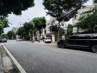Liền kề văn quán  75m  5 tầng  nhỉnh 18tỷ.  0983 451 ***