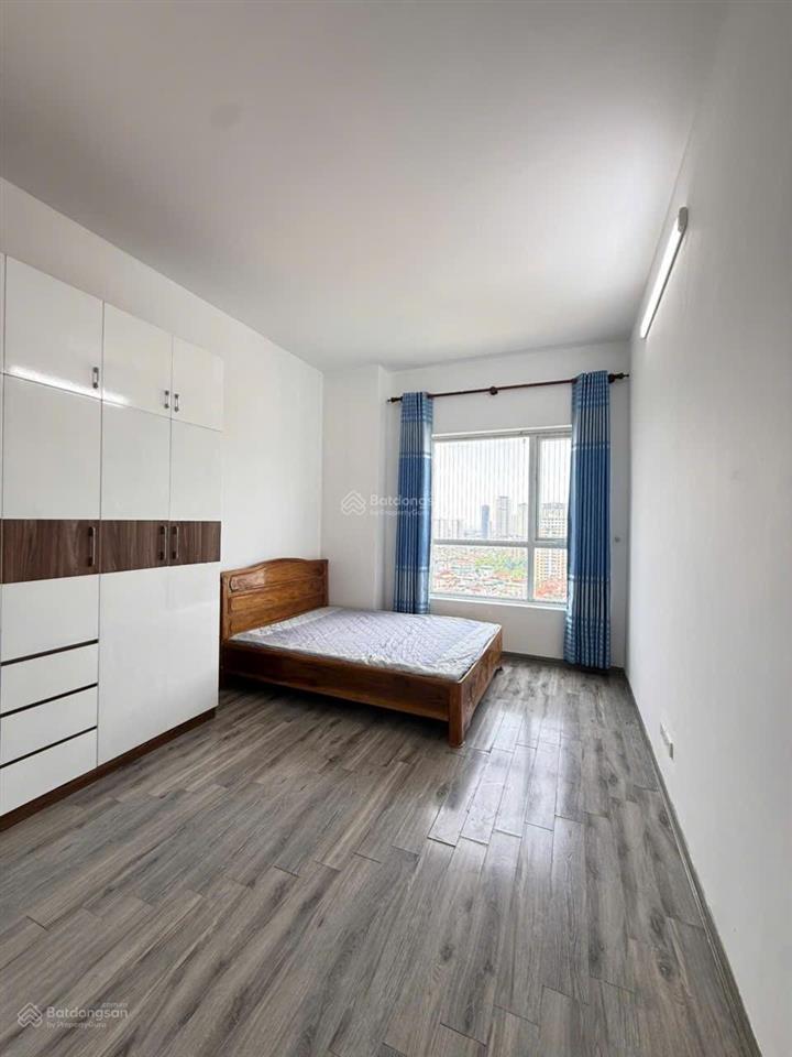 Hơn 4 tỷ 83m 2pn view pháo hoa 103 văn quán.  0983 451 ***