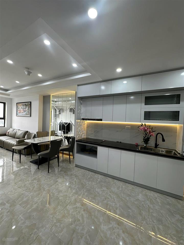 Bán ch cc đồng phát hoàng mai 80m 3pn full nội thất.  0983 451 ***