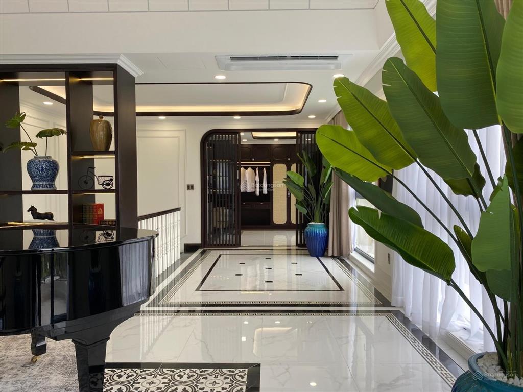 Bán căn nhà mẫu the classia 21 tỷ **. full nội thất cao cấp