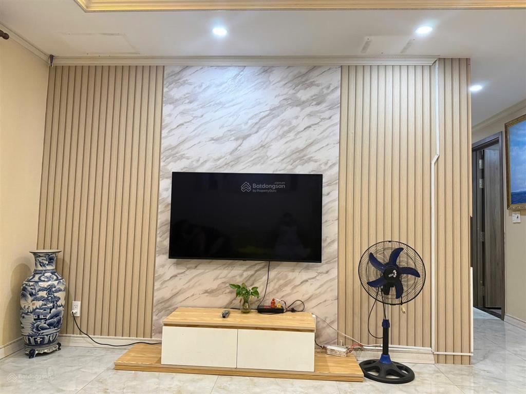 Bán nhanh căn 3pn 107m2, full nội thất cao cấp. giá bán 6 tỷ 690. thương lượng.