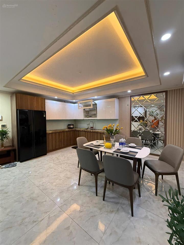 Bán nhanh căn 3pn 107m2, full nội thất cao cấp. giá bán 6 tỷ 690. thương lượng.