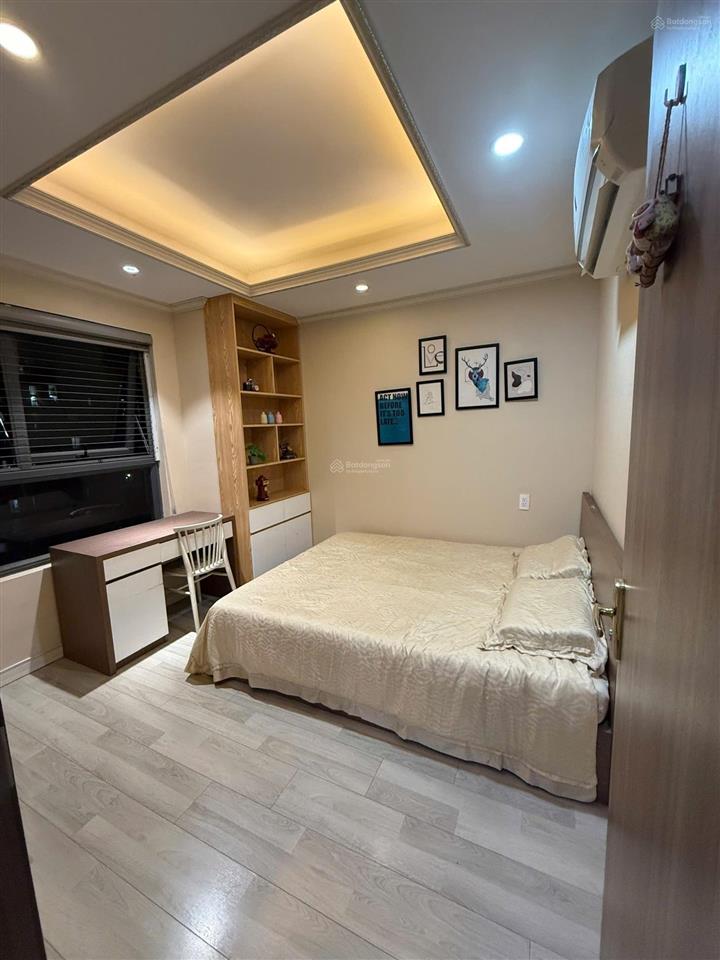 Bán nhanh căn 3pn 107m2, full nội thất cao cấp. giá bán 6 tỷ 690. thương lượng.