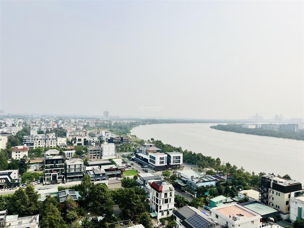 Căn góc 2pn, 2wc, 81m2, one verandah quận 2. tầng 16, view sông sài gòn vĩnh viễn. giá 8,55 tỷ